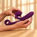 Load image into Gallery viewer, SVibe Snail Curve x Vanillacooldance Dual Stimulator - g spot vibrator product photo 3