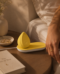 Load image into Gallery viewer, Evii Yuzu - external vibrator product photo 1
