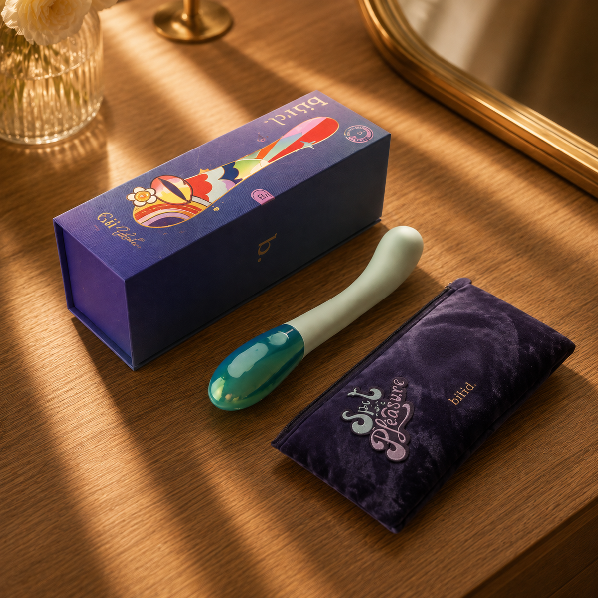 Gii Glow Mint in green - g spot vibrator product photo 2