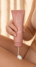 Load image into Gallery viewer, Intimate Cleansing Cream by Lip Intimate Care - cleanser product photo 5
