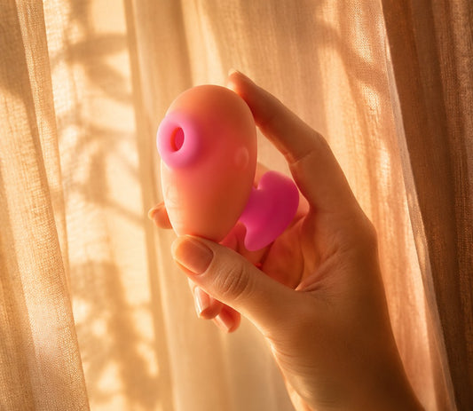 Kiss Clitoral Stimulator - air pulse toy product photo 1
