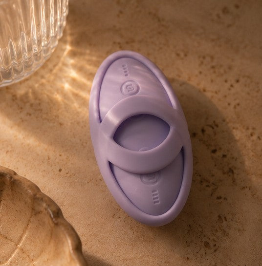 Echo 2 App-Controlled Finger Vibrator in Sky Blue - external vibrator product photo 2